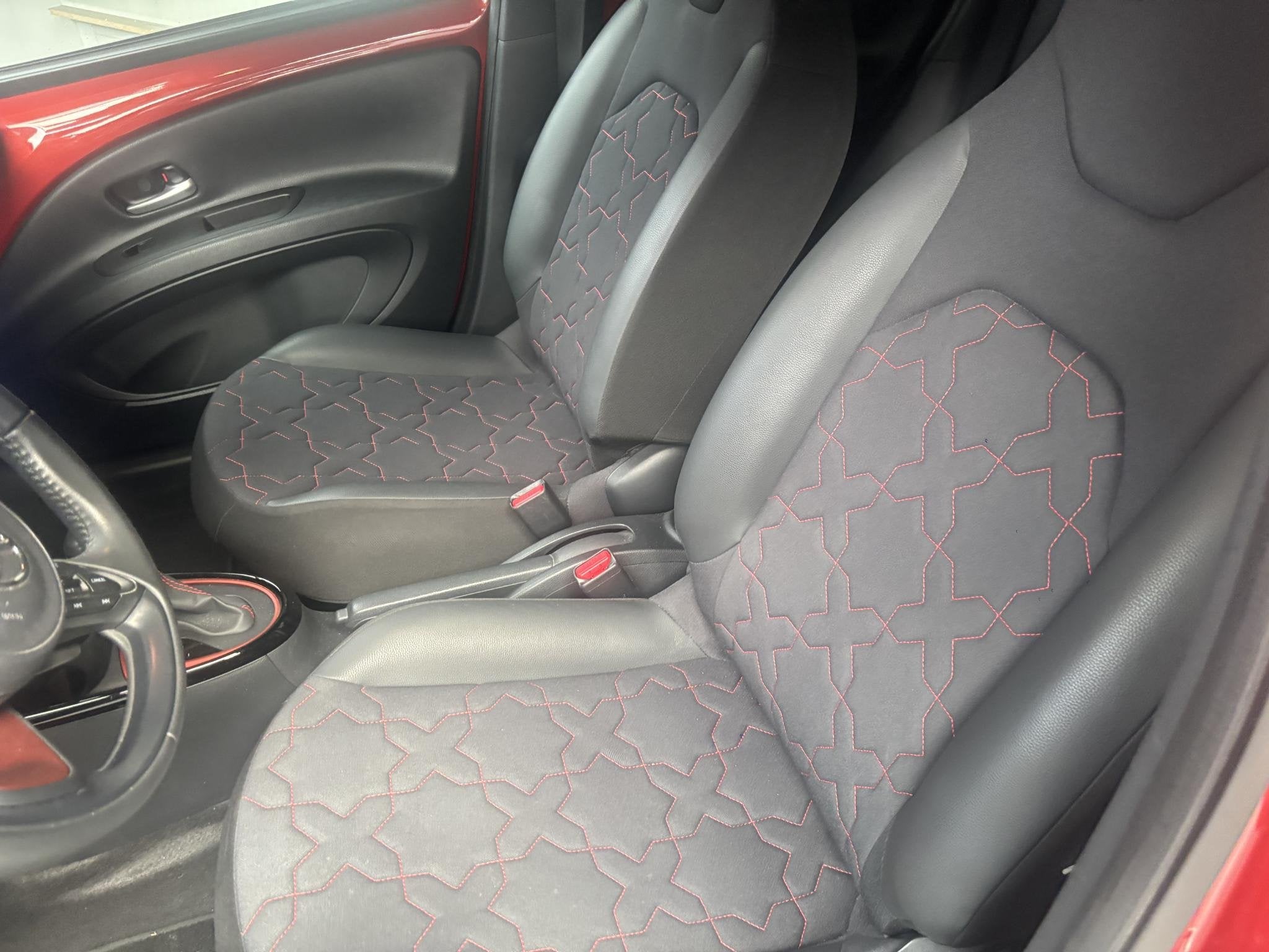 Toyota Aygo X 1.0 VVT-i S-CVT Envy, Auto's, Gebruikt, Euro 6, 4 stoelen, Leder en Stof