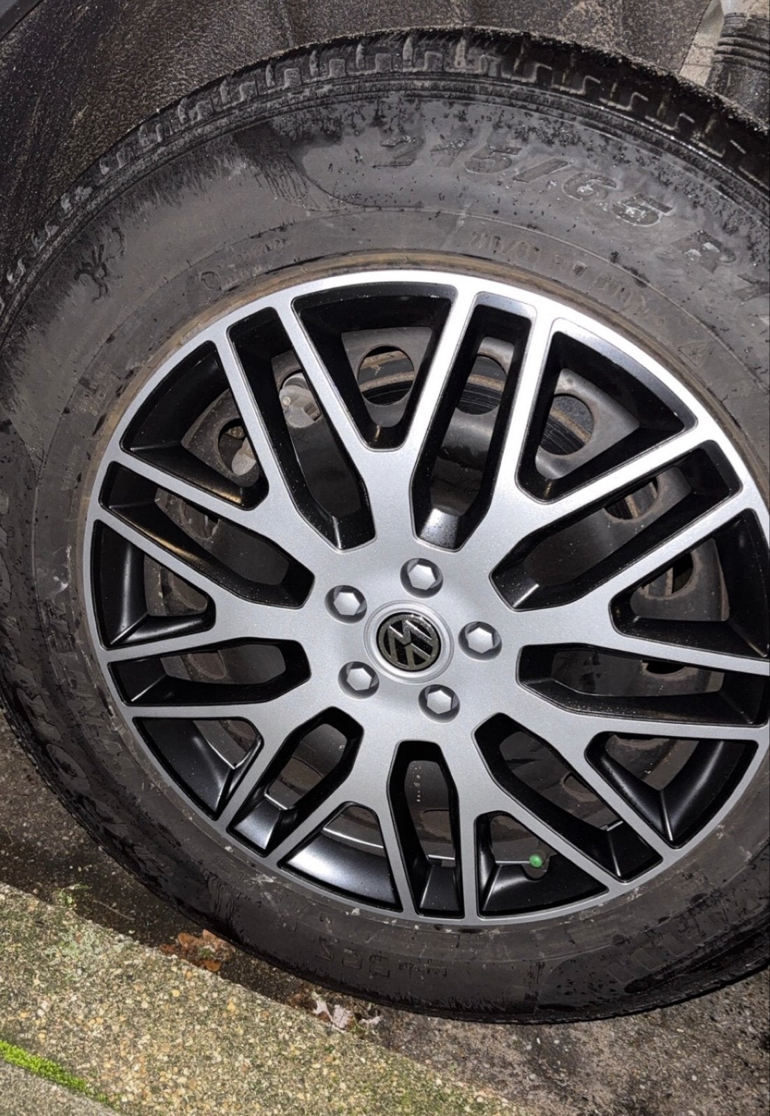 Wieldoppen met Volkswagen logo, 17 inch, Auto diversen, Ophalen, Gebruikt