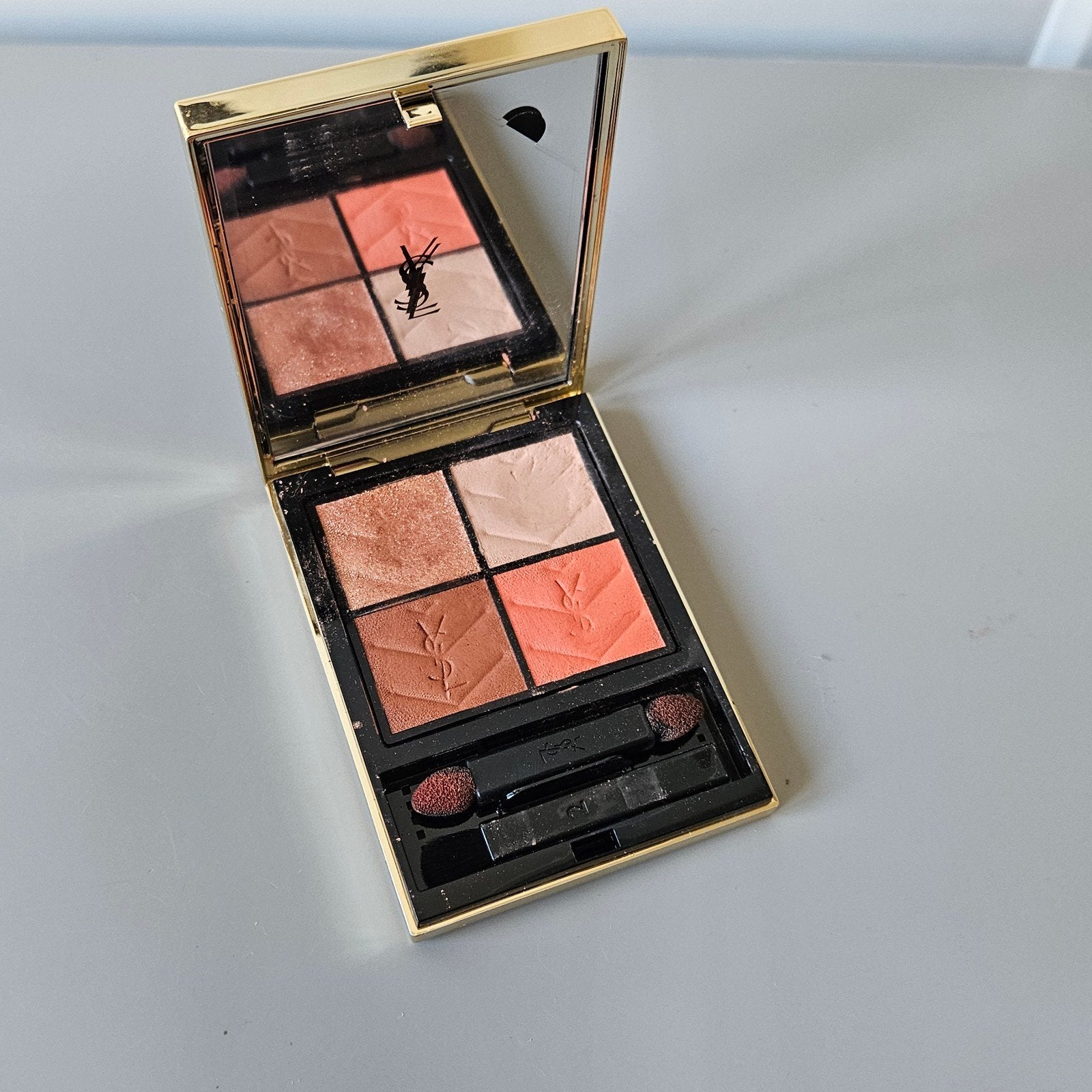 Yves Saint Laurent 810 YSL over orange oogschaduw pallet, Ophalen of Verzenden, Ogen