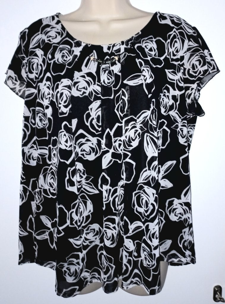Top maat 44/46, Ophalen of Verzenden, Zo goed als nieuw, Zwart, Shirt of Top