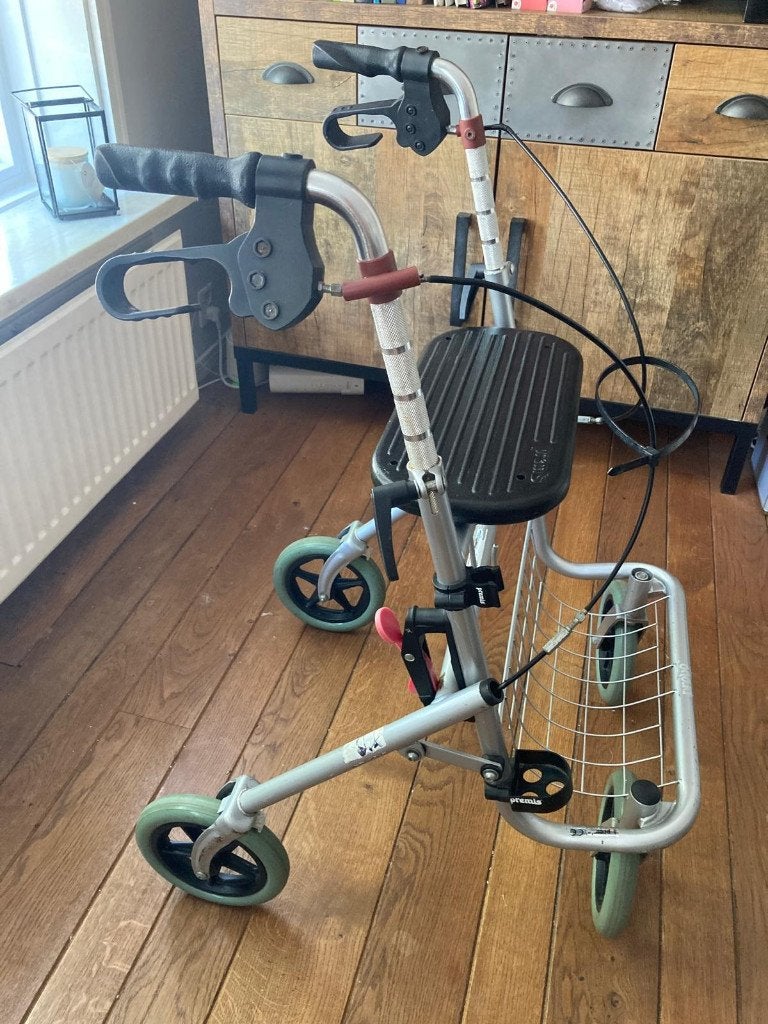 Rollator in goede staat, merk Premis, Diversen, Ophalen, Opvouwbaar, Gebruikt