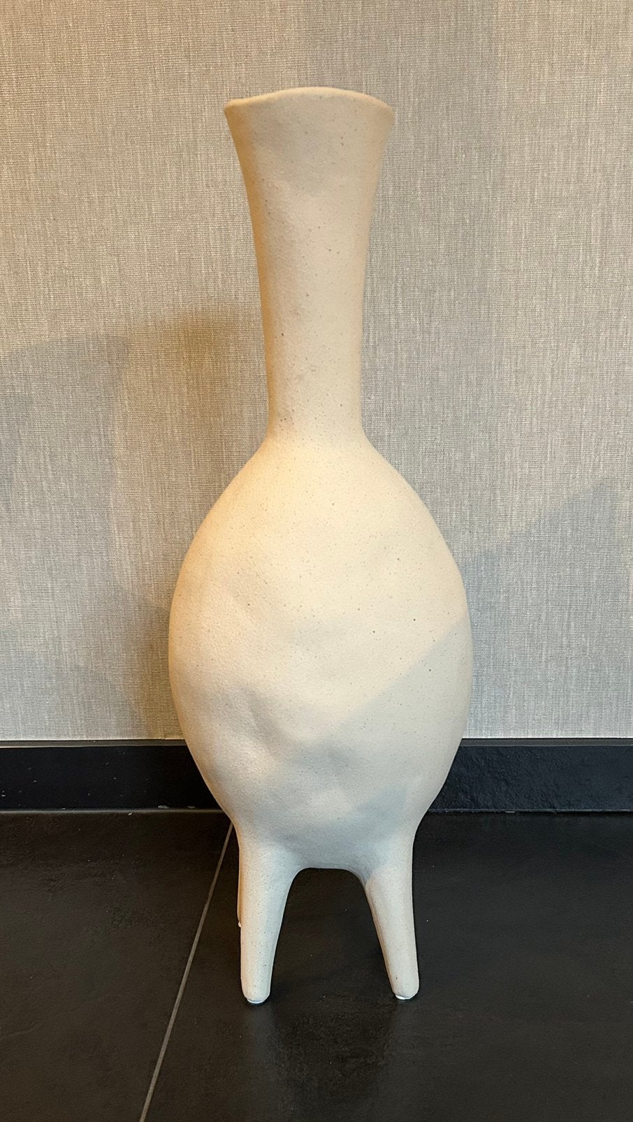 Vaas, gebroken witte kleur, Ophalen, Wit, 64 cm, Zo goed als nieuw
