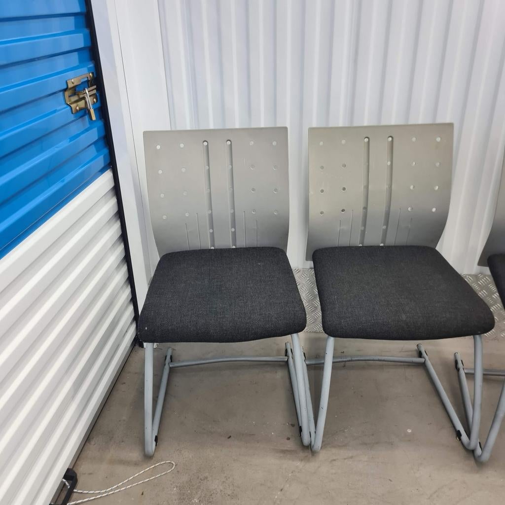 4 nette ikea eetkamerstoelen, Huis en Inrichting, Stoelen, Ophalen, Zo goed als nieuw, Wit, Vier