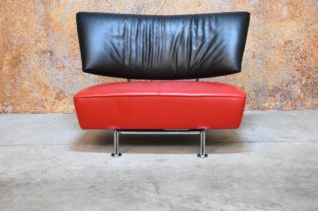 IZG staat 3 Leolux Akka design bankjes / chaise longues, Ophalen of Verzenden, Minder dan 150 cm, Leer, Leolux