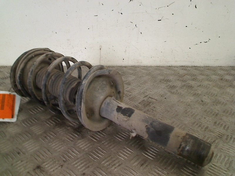 Veerpoot Links Voor Peugeot 206 CC (2D) (2000-09/2007-12), Kontakt-peugeot@peugeot.com, Gebruikt, Peugeot Deutschland GmbH, Bahnhofsplatz, Rüsselsheim 65423, , Duitsland
