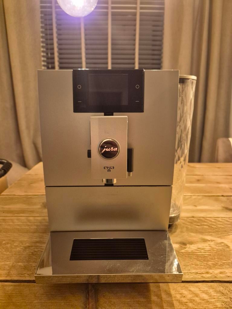 In zeer goede staat ! Jura ENA 8 koffiemachine (2021, Ophalen