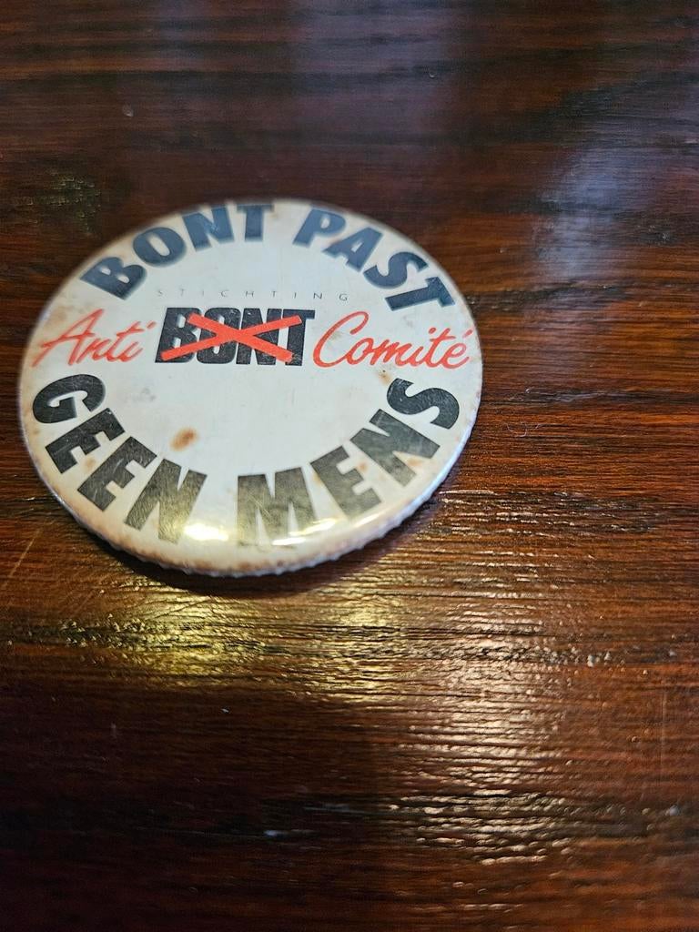 Vintage Button Anti Bont Comité - Bont Past Geen Mens, Ophalen of Verzenden
