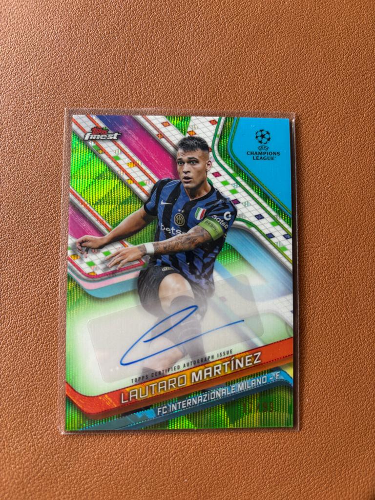 Lautaro Martinez topps finest auto /99, Verzamelen, Sportartikelen en Voetbal, Zo goed als nieuw, Spelerskaart, Buitenlandse clubs