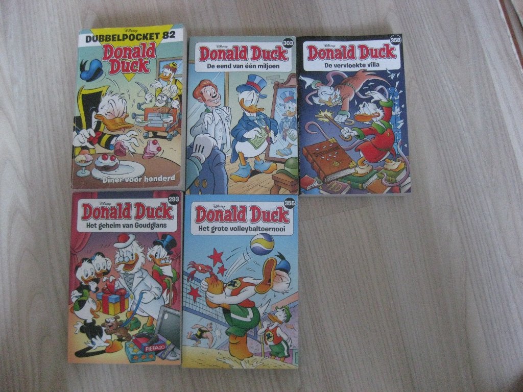 Donald Duck pockets - 5 stuks, waaronder 1 dubbelpocket, Boeken, Verzenden, Walt Disney, Zo goed als nieuw, Meerdere stripboeken