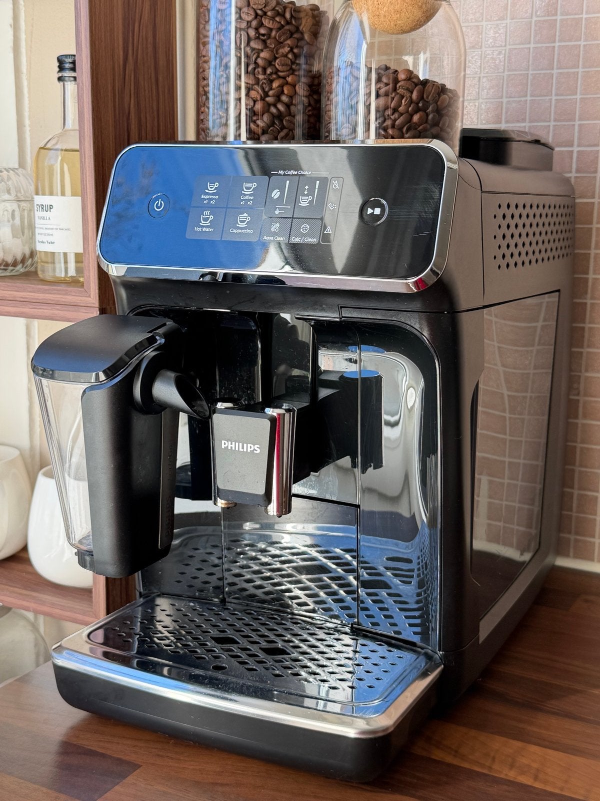 Philips LatteGo 2200 Serie Espressomachine Zwart, Witgoed en Apparatuur, Koffiezetapparaten, Ophalen, Gebruikt, Espresso apparaat