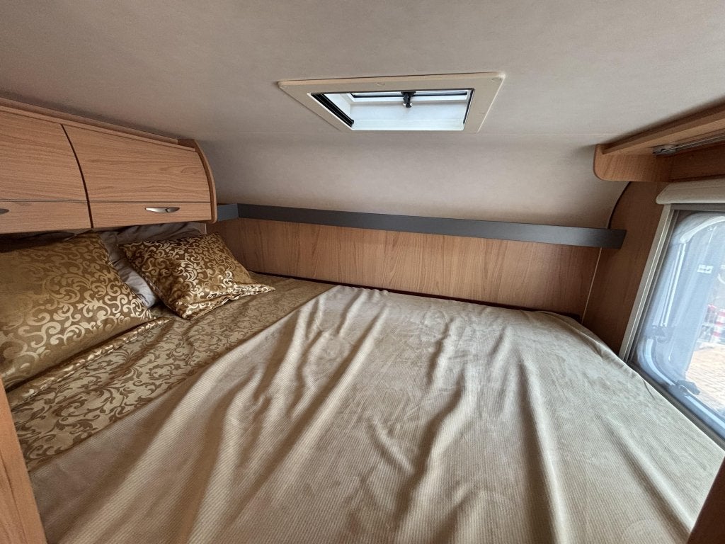Bürstner Solano 695 T DWARSBED CRUISE CONTROL EURO4, Fiat, 6 tot 7 meter, Bedrijf, Bürstner