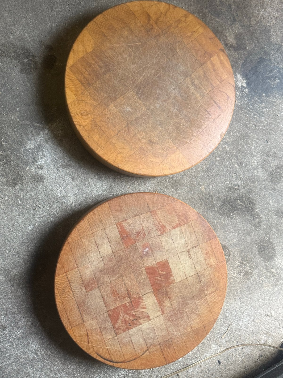 Set van 2 ronde houten hakblokken, Ophalen, Gebruikt, Hout, Snij-/serveerplank