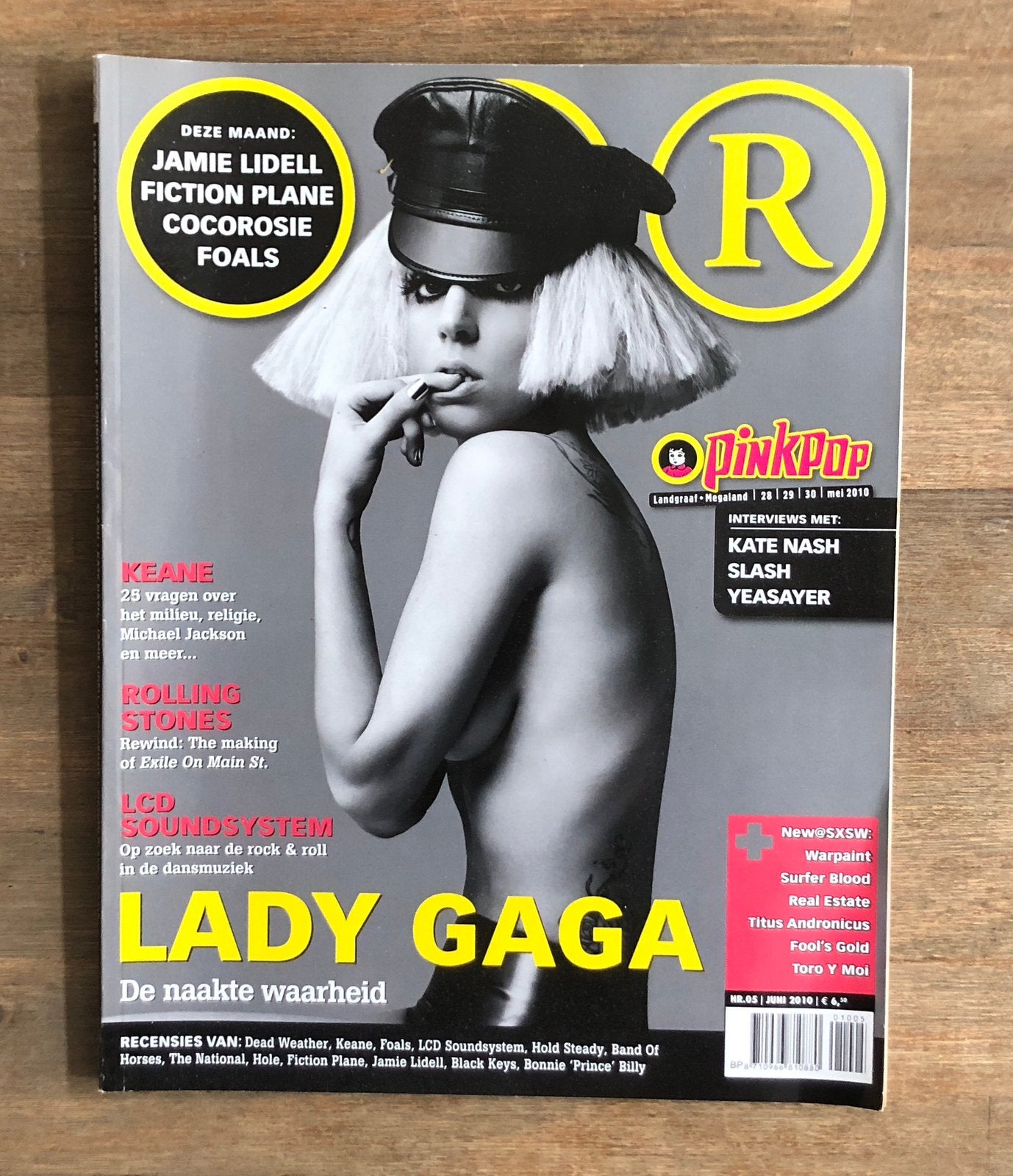 Lady Gaga OOR 2010 puntgaaf, Boeken, Ophalen of Verzenden, Zo goed als nieuw, Muziek, Film of Tv