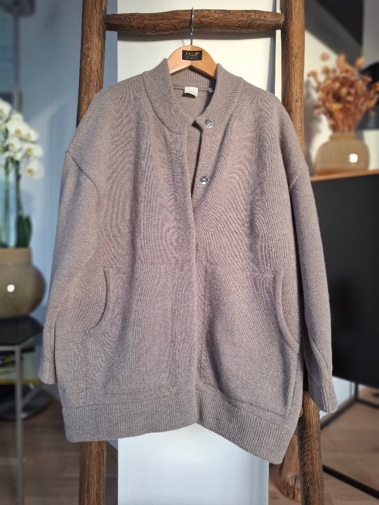 Marella lanawool vest maat m 38/40 € 390 nieuw, Maat 38/40 (M), Overige kleuren, Verzenden, Pauw