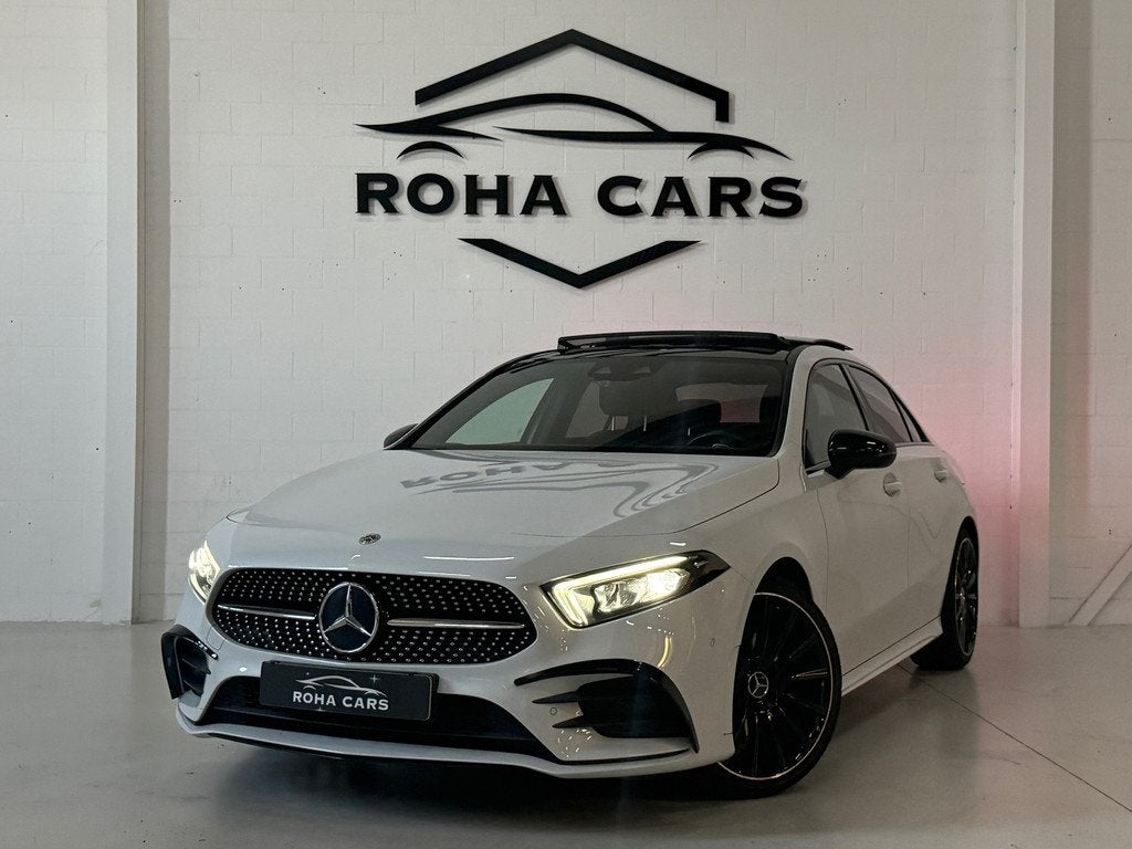 Mercedes-Benz A-klasse 250 Premium Plus*Pano*Sfeer*Dodehoek*, 15 km/l, 4 cilinders, Wit, Bedrijf