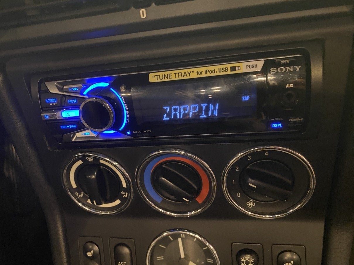 Foto 10 van BMW Z3 1.9i Zender (bj 2001)