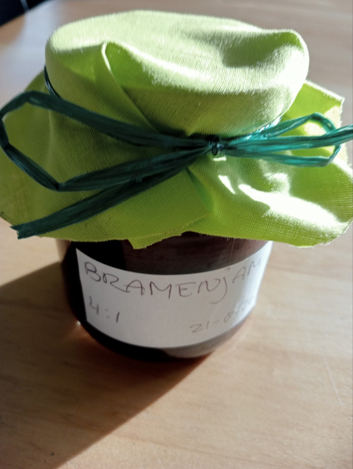 Jam van biologisch fruit, Diversen, Ophalen