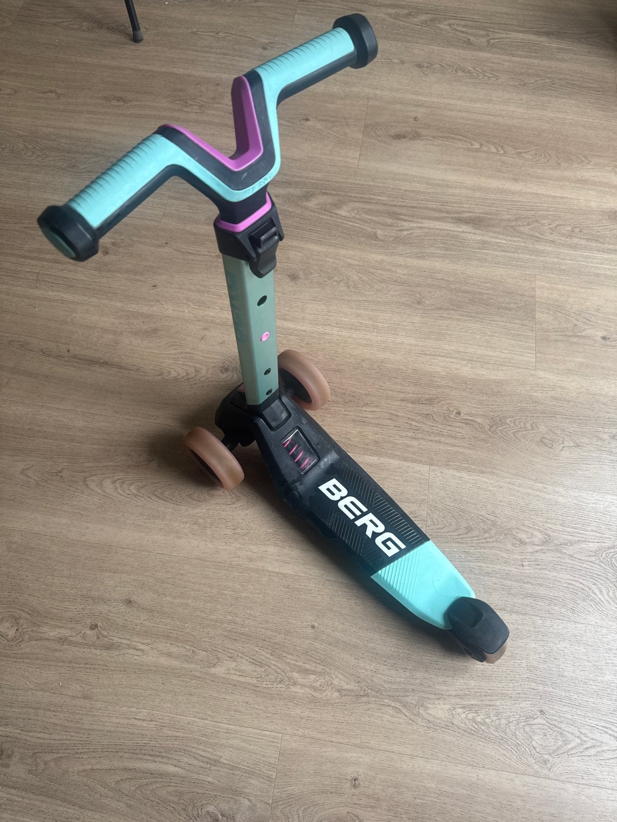 Berg Nexo step - 2 stuks (mint & blauw), Fietsen en Brommers, Ophalen, Gebruikt, Gewone step