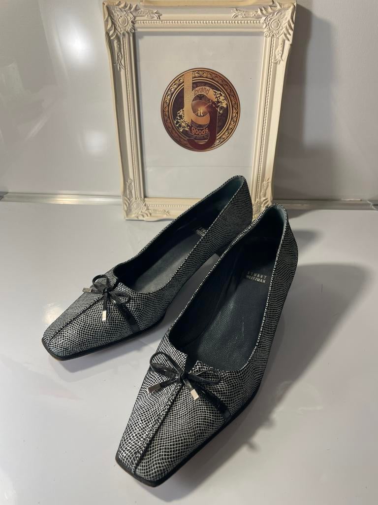 Stuart Weitzman Black White Reptile Square Toe Pumps EU 36.5, Kleding | Dames, Schoenen, Pumps, Ophalen of Verzenden, Zo goed als nieuw