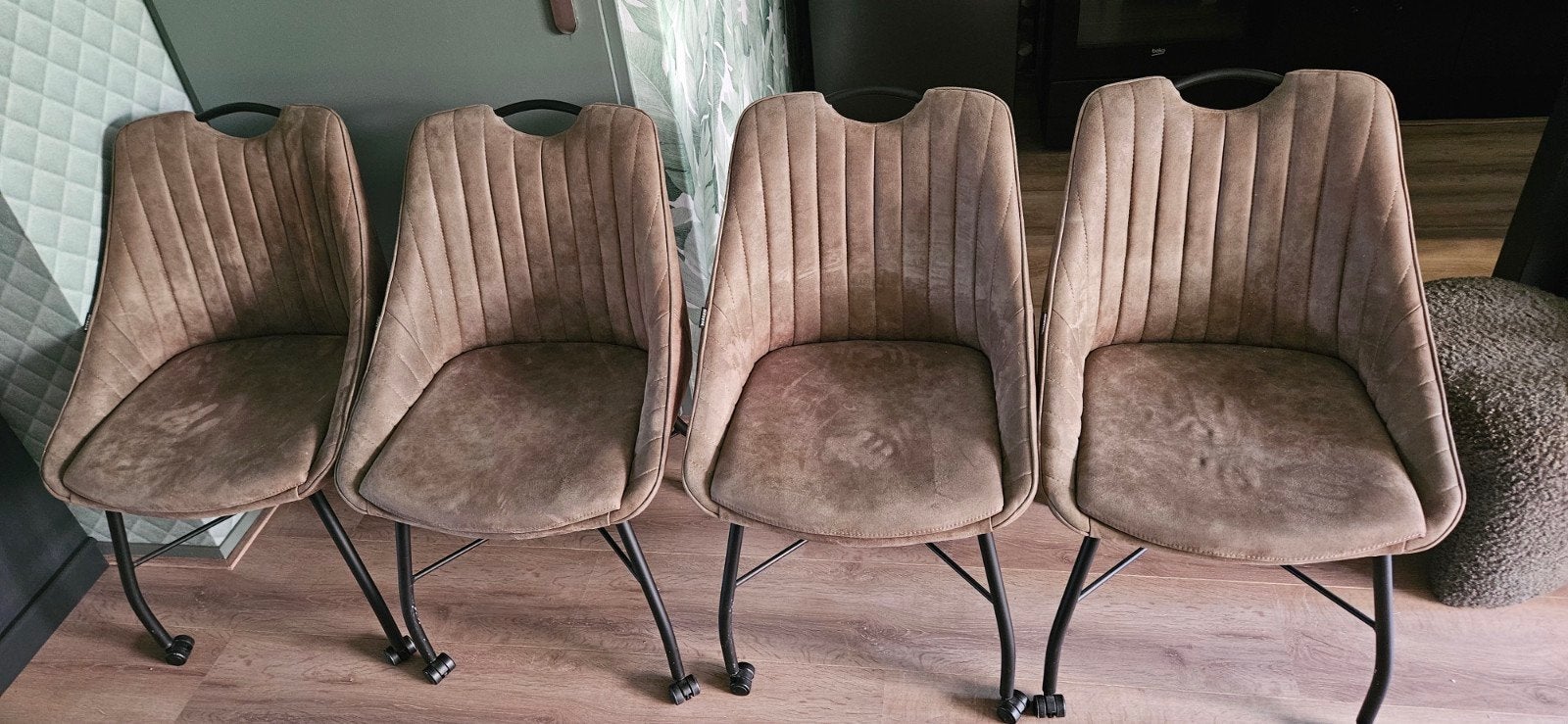 4 Mixsofa eetkamerstoelen op wieltjes, bruin/groene stof, Huis en Inrichting, Stoelen, Ophalen, Gebruikt, Bruin, Vier