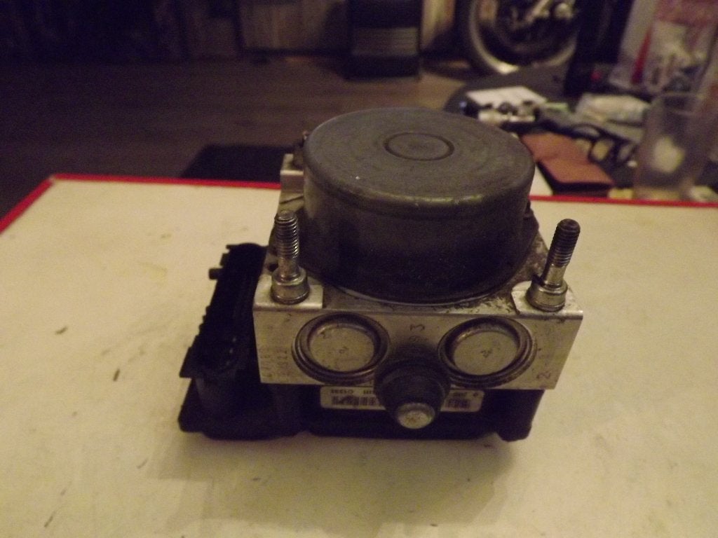 ABS Pomp voor een Opel Corsa D 1.2 16v  AQ model, Ophalen of Verzenden, Gebruikt, Opel