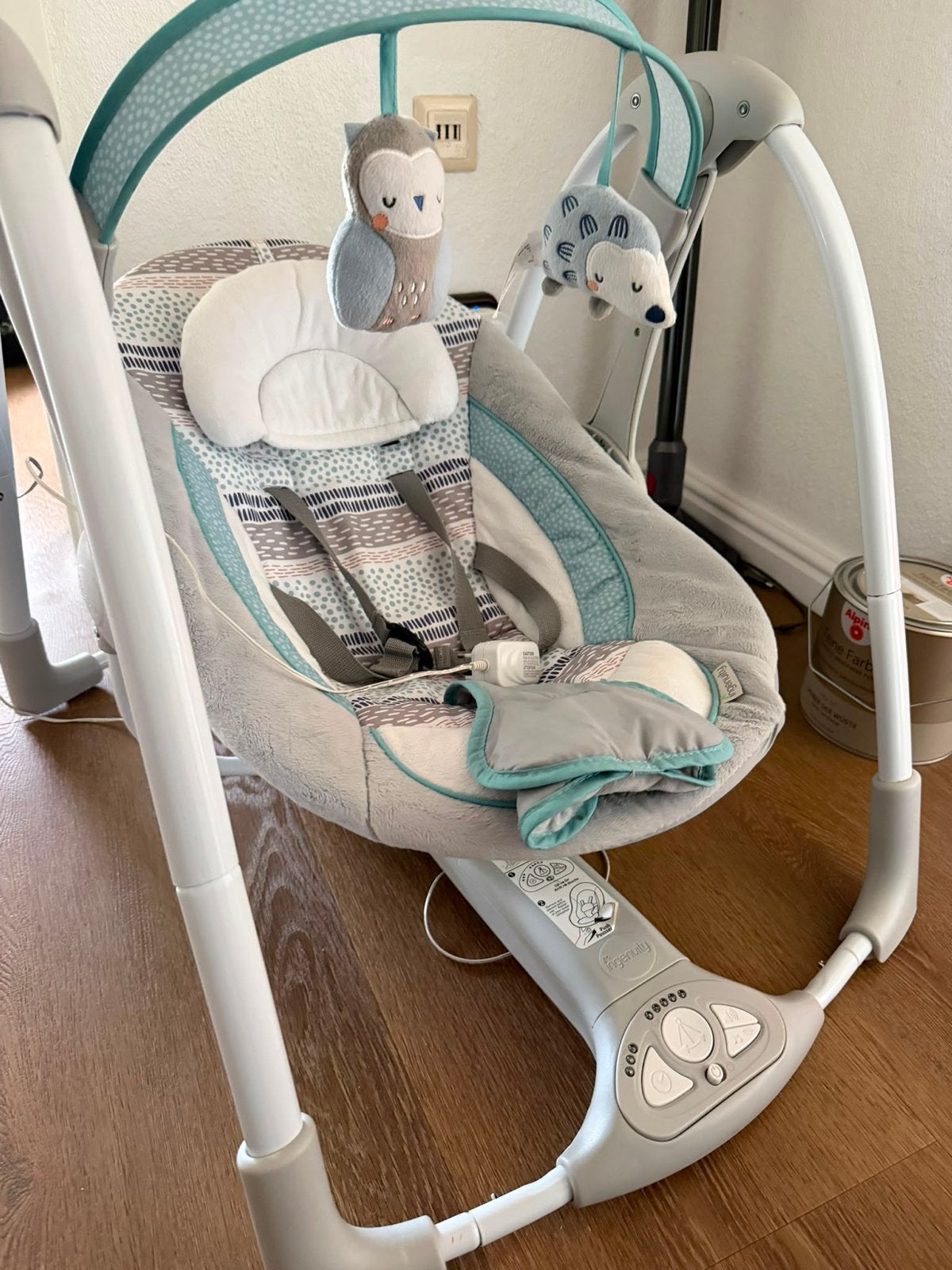 Ingenuity babyschommel met muziek en vibratie, Ophalen, Zo goed als nieuw