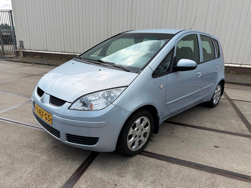 Mitsubishi Colt 1.3 Invite nieuwe apk, Gebruikt, 31 €/maand, Blauw, Elektrische ramen