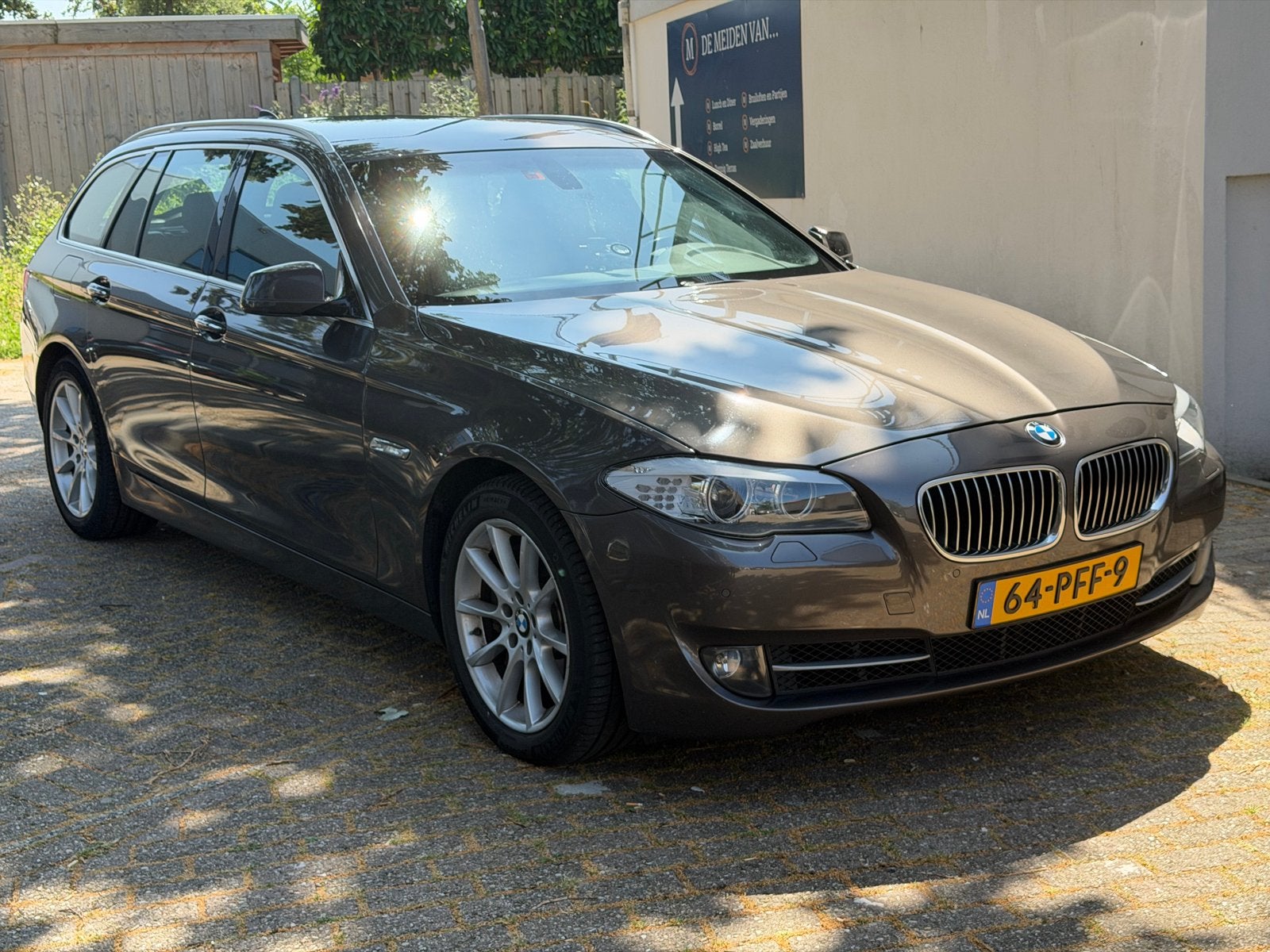 BMW 5-Serie 535D Touring 220KW Aut8(f10) 2011 Bruin, Automaat, Euro 5, Achterwielaandrijving, 2993 cc