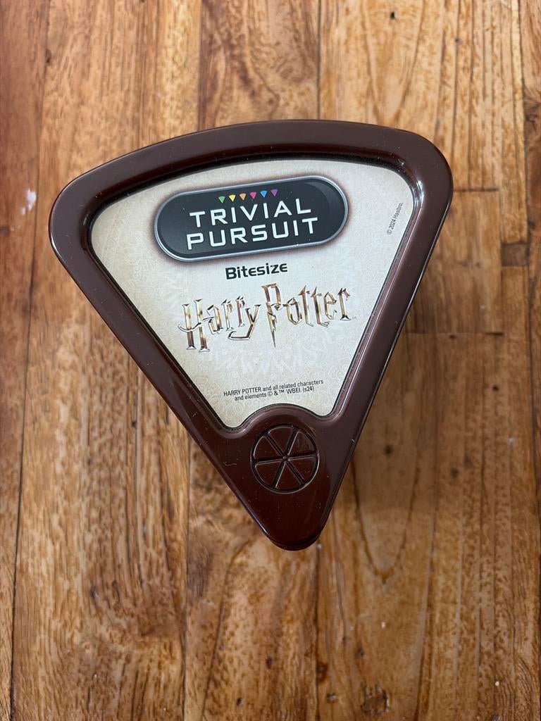 Trivial Pursuit Bitesize Harry Potter Editie, Hobby en Vrije tijd, Gezelschapsspellen | Bordspellen, Drie of vier spelers, Verzenden