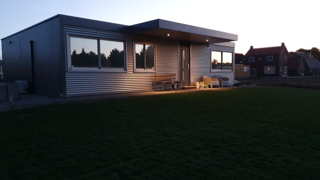 complete woonunit / mogelijke mantelzorgwoning  circa  100m², Ophalen