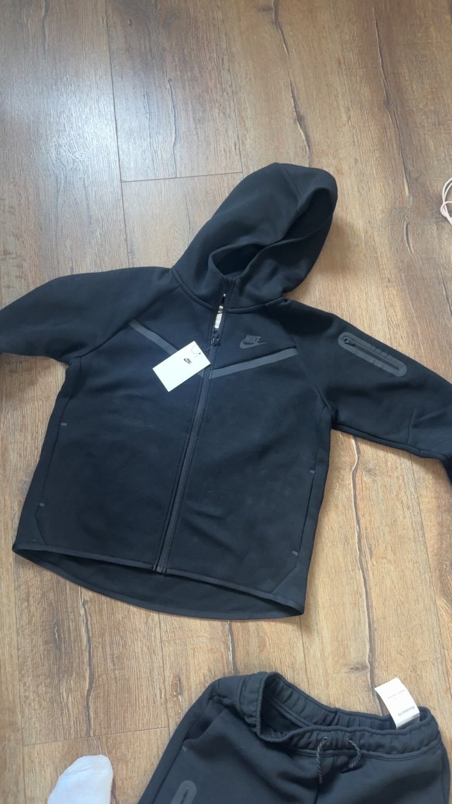 Nike tech, Ophalen of Verzenden, Nieuw, Jongen of Meisje