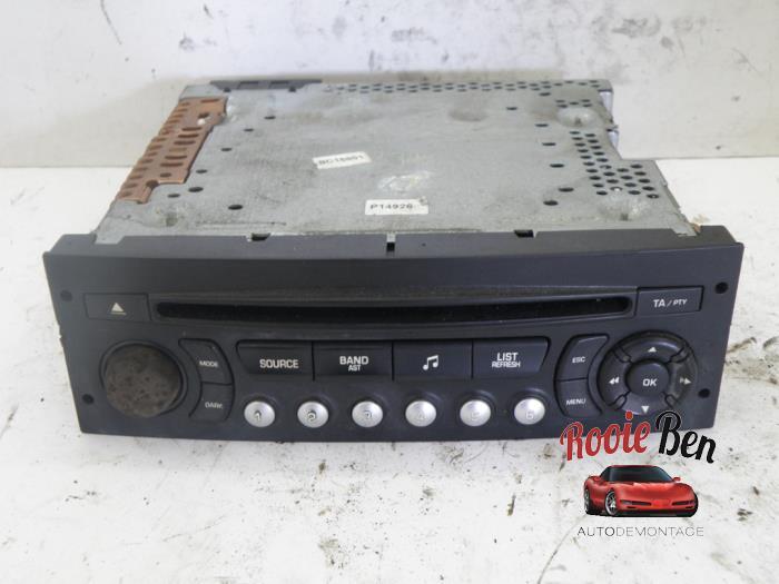 Radio CD Speler van een Peugeot 207, Gebruikt, -, -, Ophalen of Verzenden
