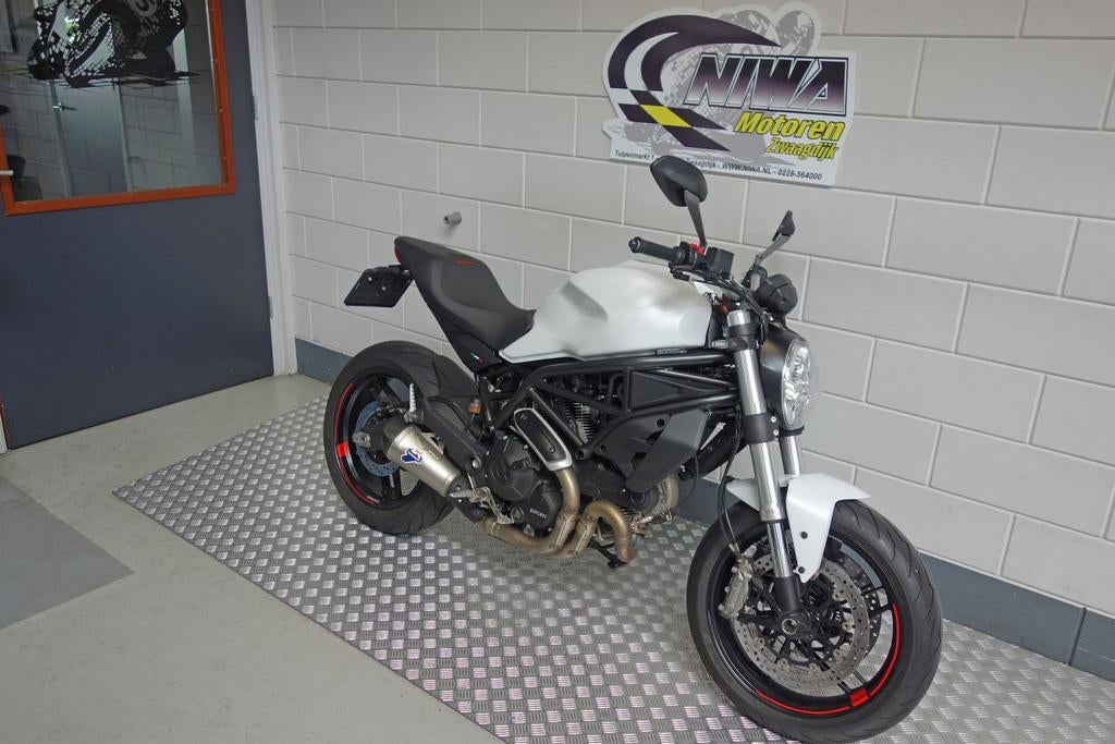 DUCATI MONSTER 797 (bj 2019), Motoren, DUCATI, 2 cilinders, Motorrijbewijs A, Bedrijf