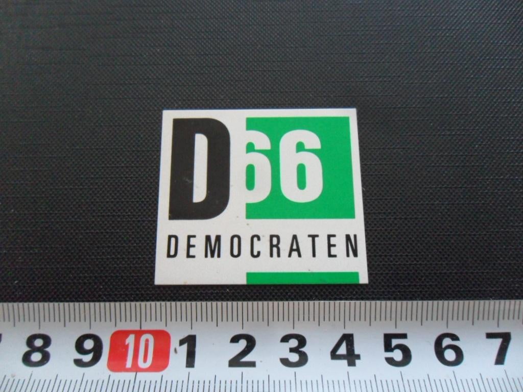 sticker 106 politiek D'66 democraten, Verzamelen, Stickers, Ophalen, Zo goed als nieuw