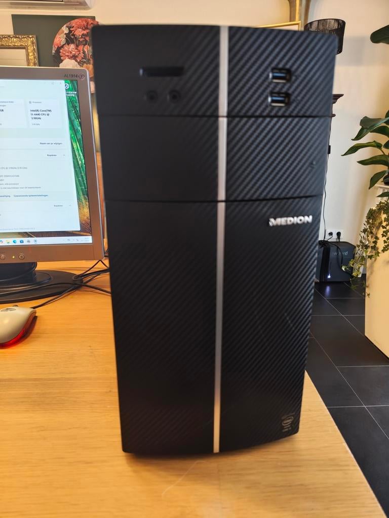 Medion PC I5-4440 met Acer 19" monitor, toetsenbord, Computers en Software, Desktop Pc's, Ophalen, Gebruikt, Met monitor, 8 GB