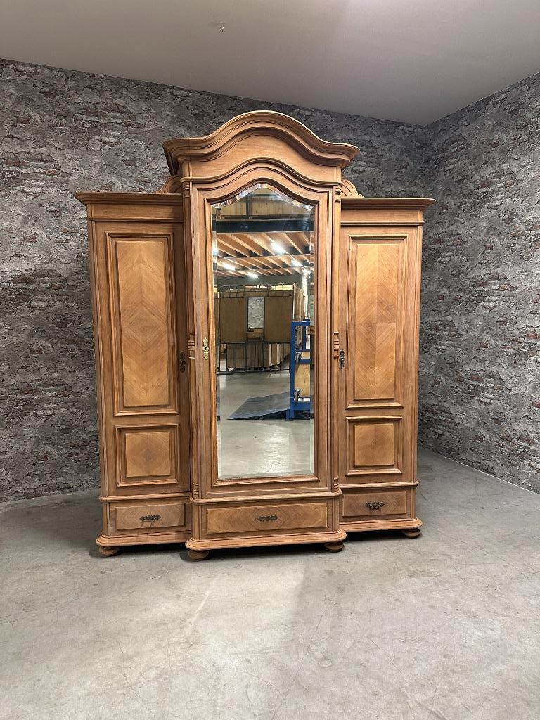 Antiek eiken kledingkast nr6, Info@antiekgroothandel.com, Glas, Met deur(en), 200 cm of meer