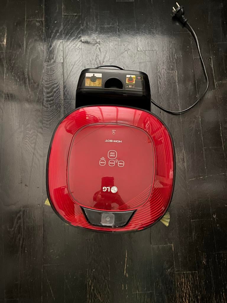 LG VR64702LVMT Robotstofzuiger - Goed Onderhouden, Witgoed en Apparatuur, Stofzuigers, Ophalen, Zo goed als nieuw, Robotstofzuiger