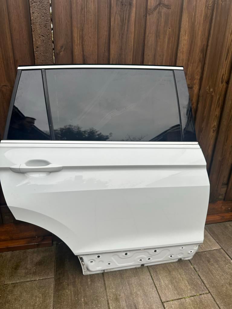 VW Tiguan  rechts achter portier parelmoer wit, Ophalen of Verzenden, Achter, Volkswagen, Deur