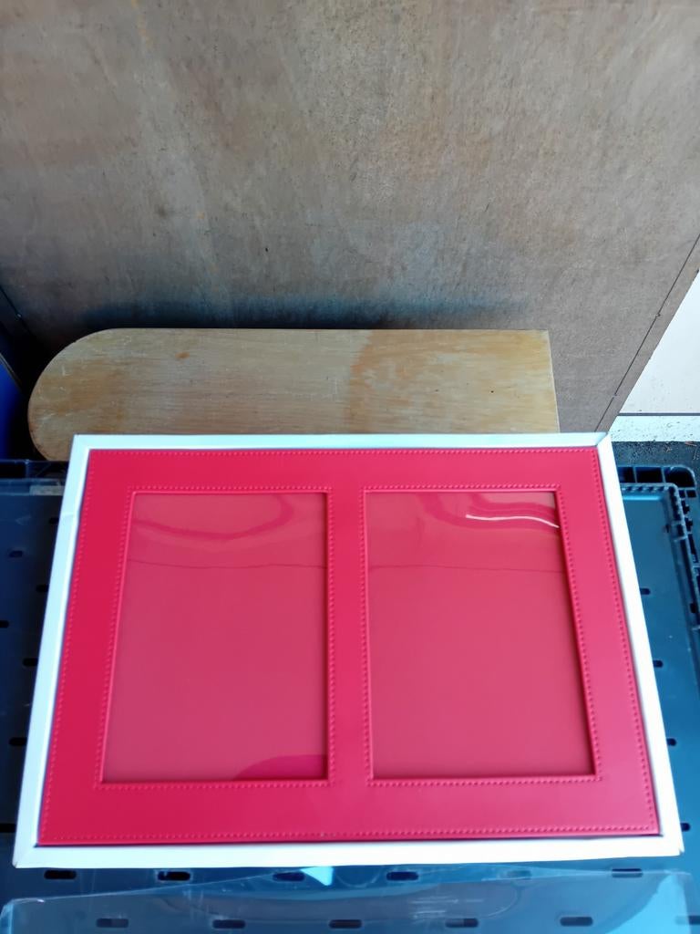 Nieuwe rood lederen foto lijst., Ophalen of Verzenden, Nieuw