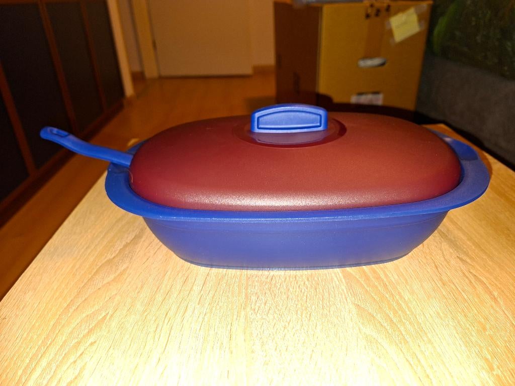 Tupperware “Serveerbak met opscheplepel Ovaal 1,7L” Nieuw, Huis en Inrichting, Ophalen of Verzenden, Nieuw, Blauw, Bak of Kom