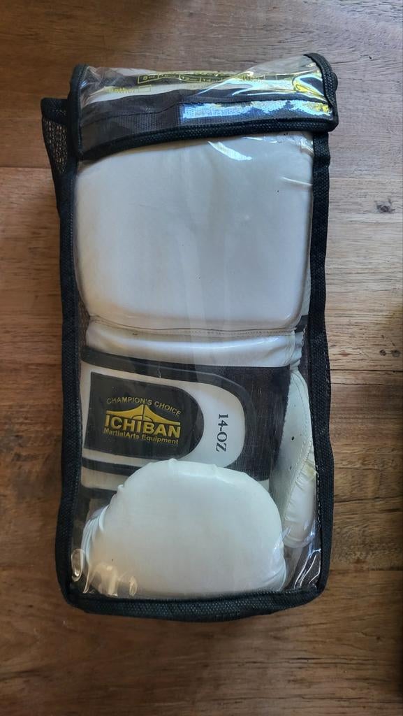 Kickboks/ bokshandschoenen, Ophalen of Verzenden, Nieuw, Bokshandschoenen
