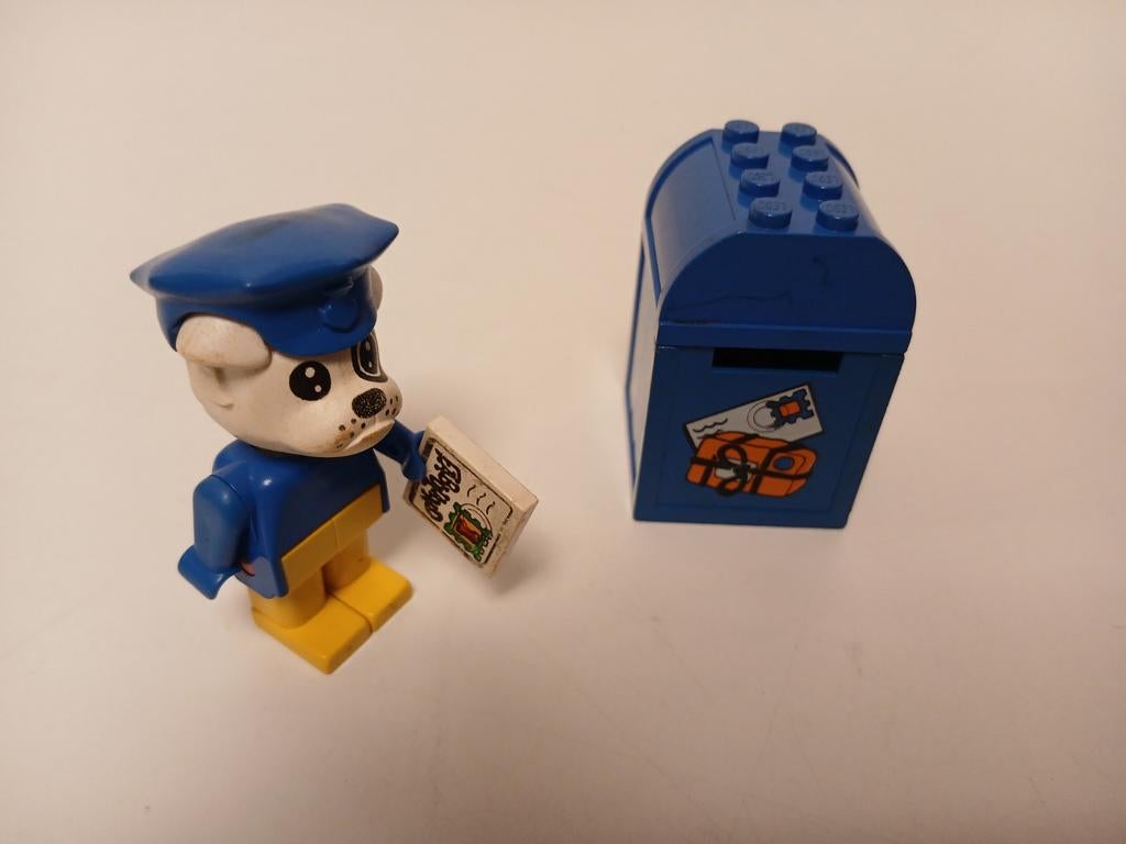 Vintage lego fabuland 3603 Boris Bulldog and mailbox, Ophalen of Verzenden