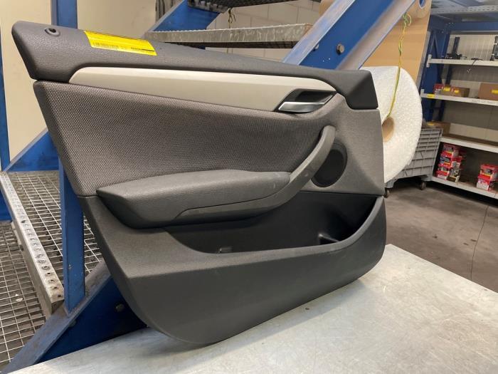 Portierbekleding 4Deurs links-voor van een BMW X1, Gebruikt, -, -, Ophalen of Verzenden