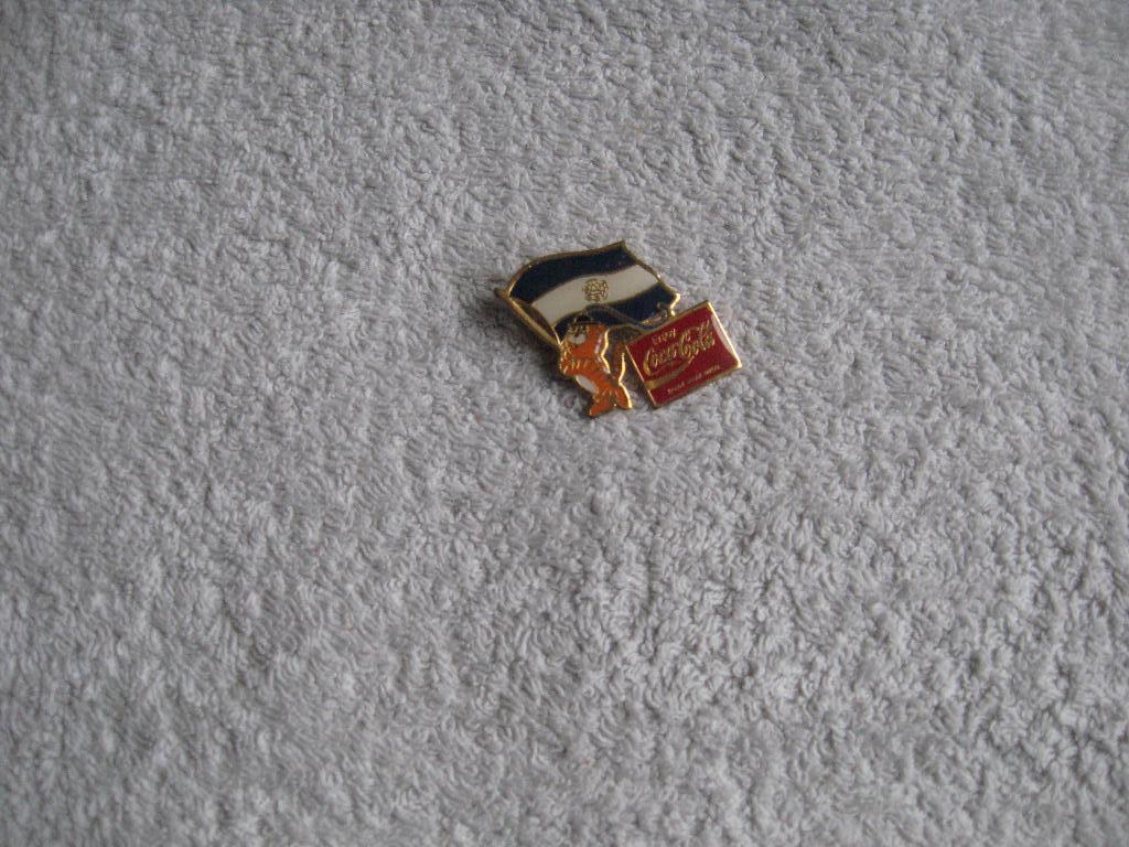 geëmailleerde pin Coca Cola en/of 16 Crazy fun flippo's, Verzamelen, Merken en Reclamevoorwerpen, Verzenden, Zo goed als nieuw