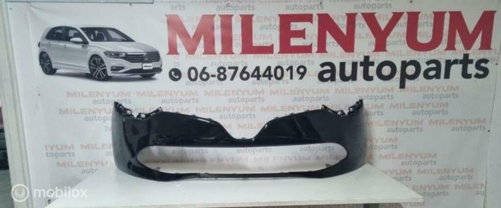 RENAULT CLIO VOORBUMPER NIEUW (2012/2016) GNE, Ophalen of Verzenden, Nieuw, Voor, Bumper