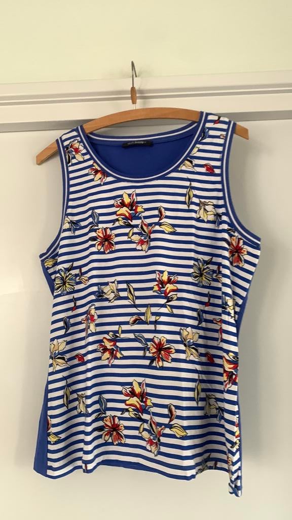 Gollehaug zgan Gebloemde Tops T shirt maat 44, Ophalen of Verzenden, Zo goed als nieuw, Maat 42/44 (L), Zonder mouw