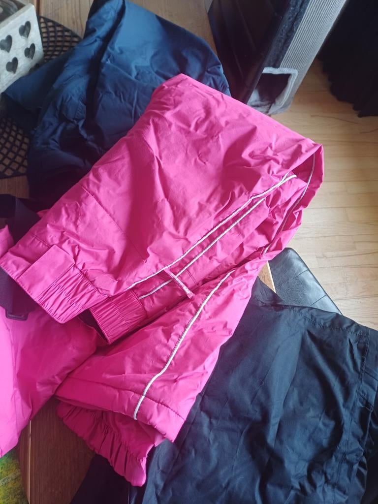 Skibroeken en jassen kinderen, Ophalen of Verzenden