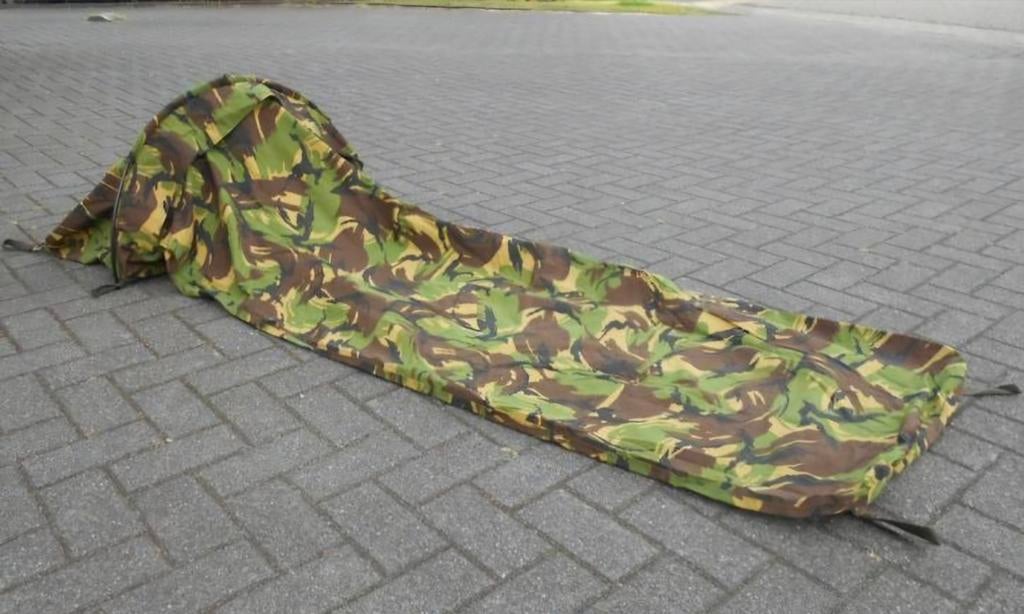 Bivakzak camouflage  ex leger, Verzamelen, Militaria | Algemeen, Ophalen of Verzenden, Landmacht, Nederland, Kleding of Schoenen