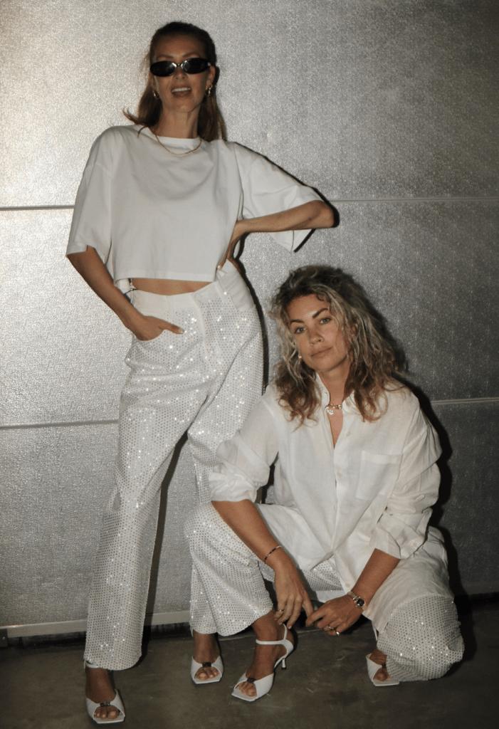 Witte Lois Jeans, Maat 38/40 (M), Wit, Ophalen of Verzenden, Zo goed als nieuw