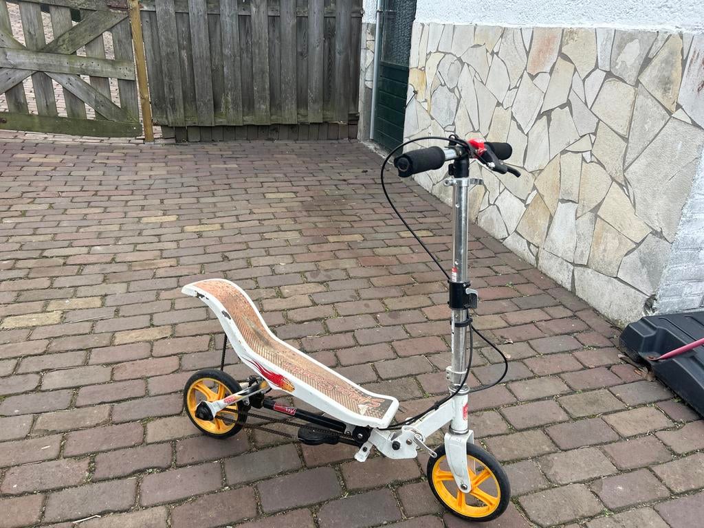 Space scooter moet weg, Fietsen en Brommers, Steps, Ophalen of Verzenden, Gebruikt, Overige typen